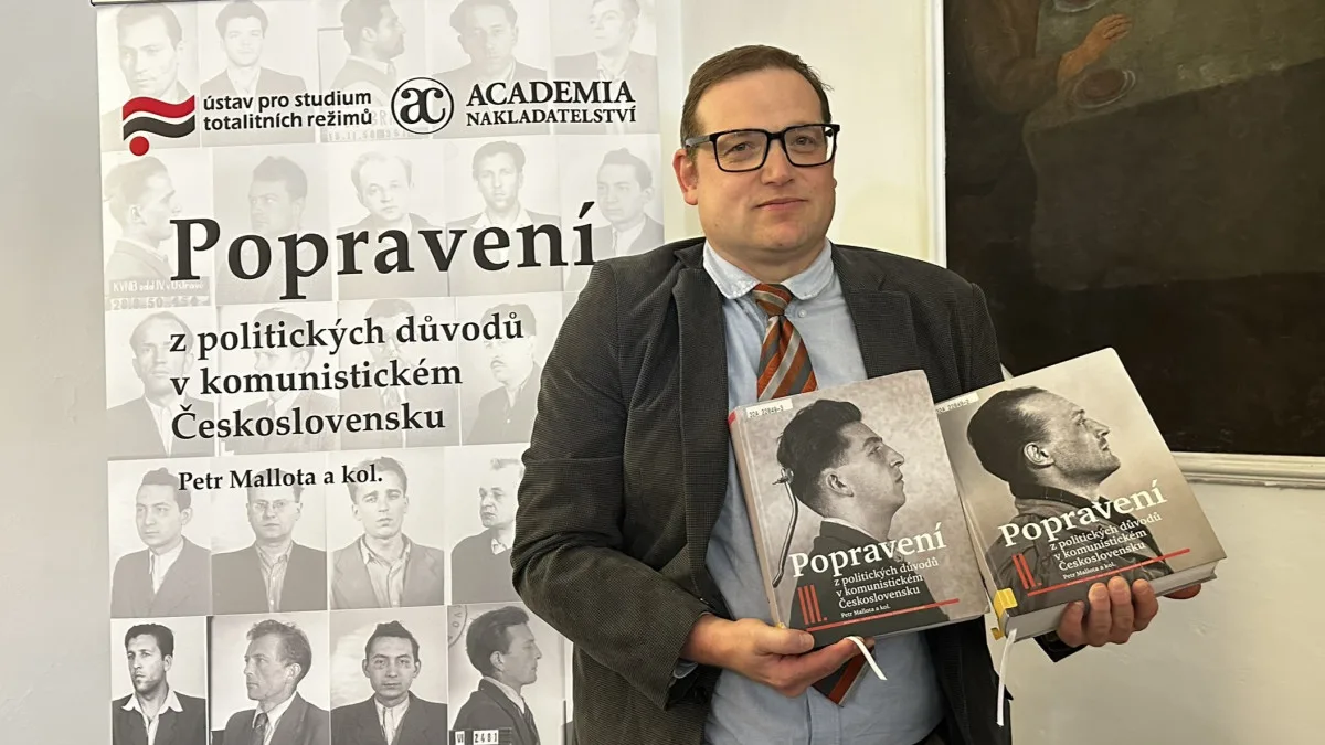 Petr Mallota vedl tým, který pracoval 15 let na čtyřdílné publikaci Popravení z politických důvodů v komunistickém Československu
