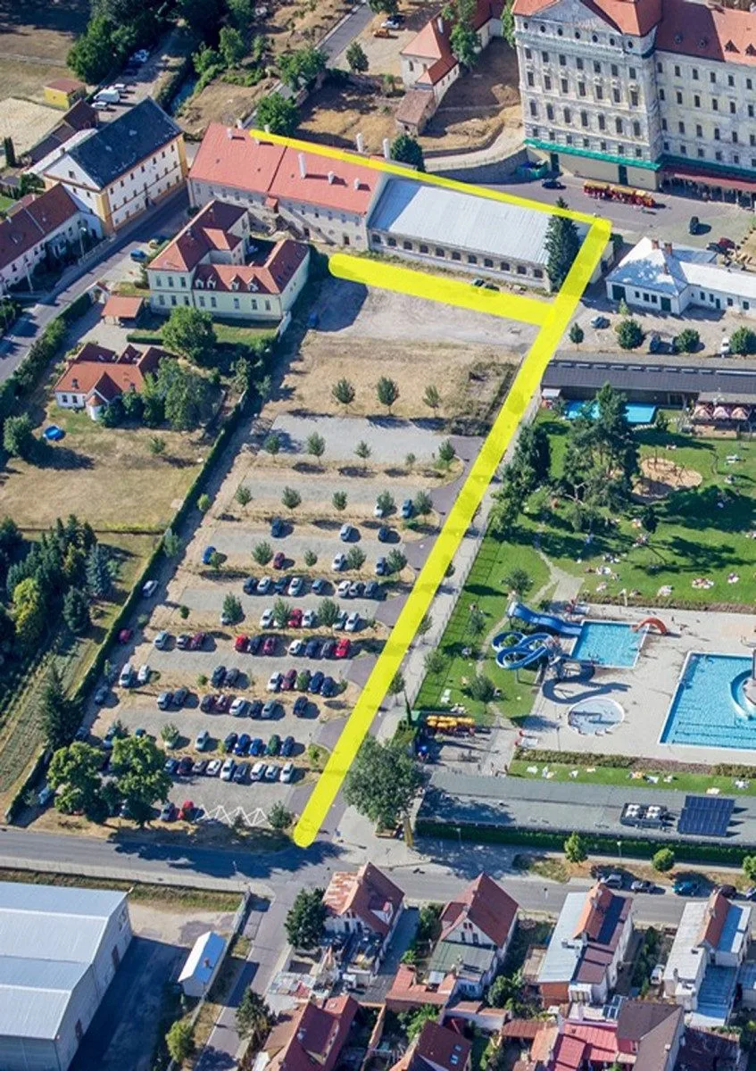 Nová ulice u Louckého kláštera ve Znojmě ponese jméno Konráda Oty