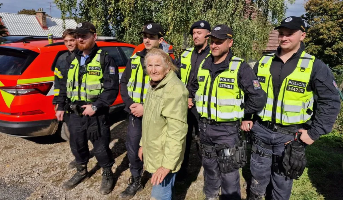 Ztracenou houbařku z Hodonínska našli na Slovensku. Seniorka je v pořádku