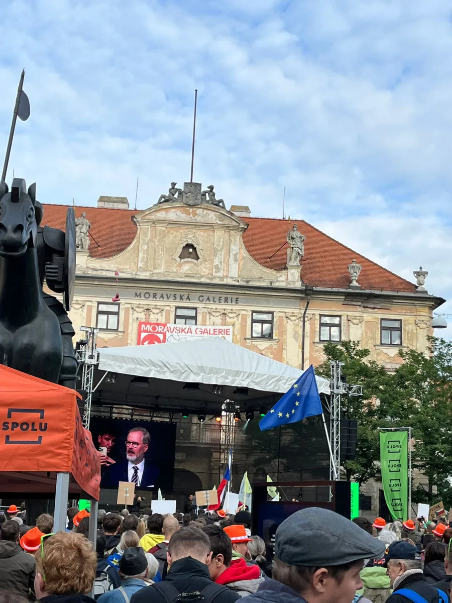 Musíme zůstat součástí západu, vzkázal premiér Brňanům. Nutellová lež, řvali odpůrci