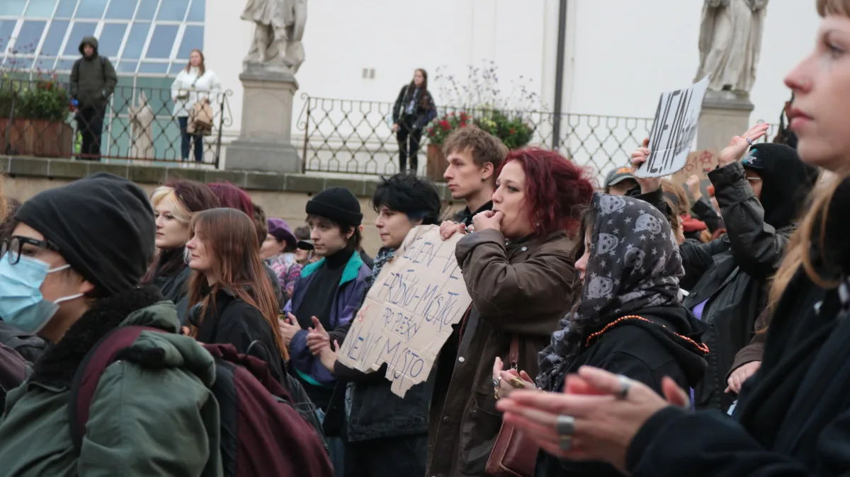 V Brně se protestovalo proti fašismu. Náckové zase vystrkují své ošklivé hlavy, zaznělo