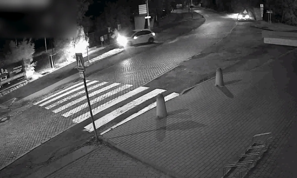 Opilá řidička na Znojemsku málem srazila dva mladíky, pak znovu usedla za volant