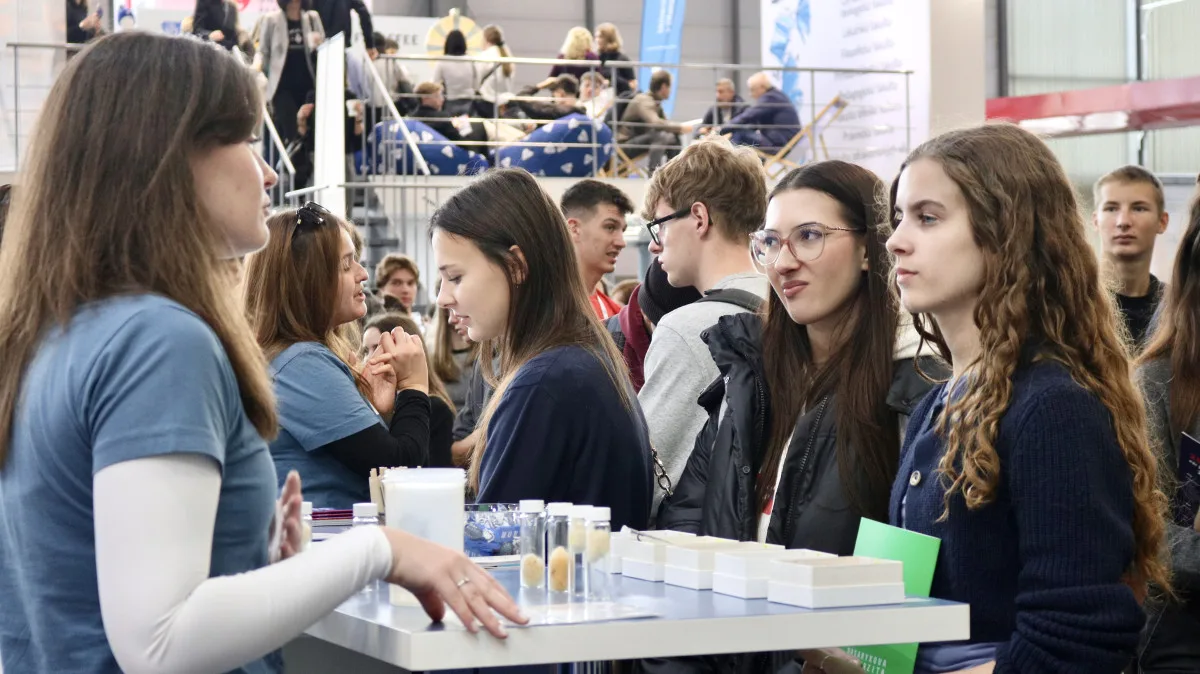 Veletrh vysokých škol Gaudeamus opět otevírá brány středoškolským studentům