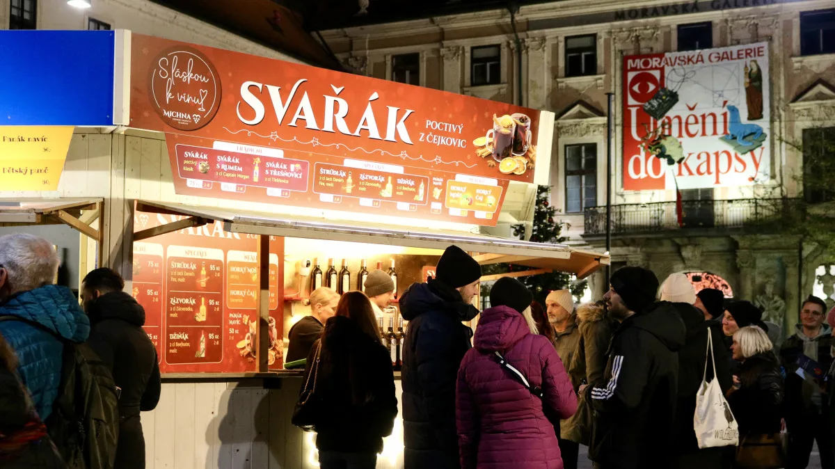FOTO: Průvod čertů a koncerty zahájily Vánoce Brno, příští týden se přidá zbytek města