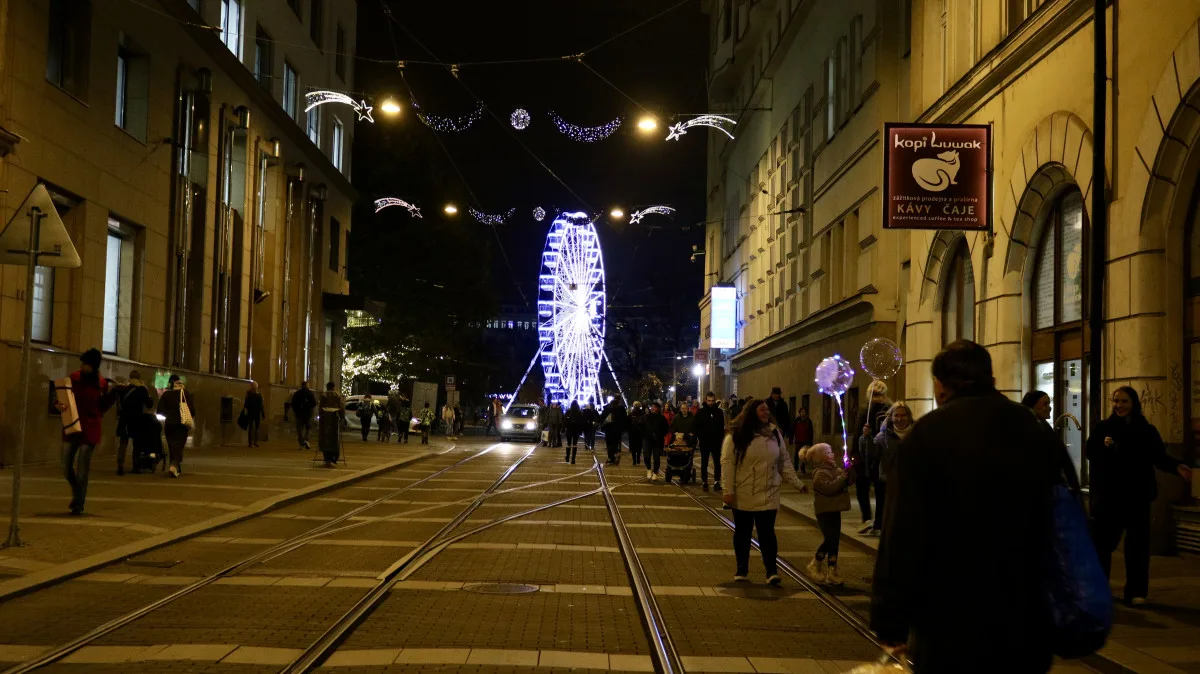 FOTO: Průvod čertů a koncerty zahájily Vánoce Brno, příští týden se přidá zbytek města