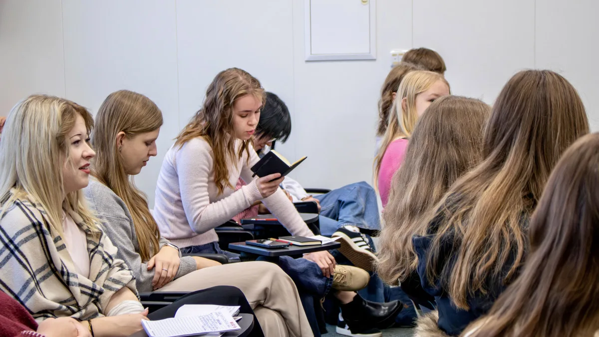 Multimediální den na brněnské Fakultě sociálních studií letos navštívily stovky lidí