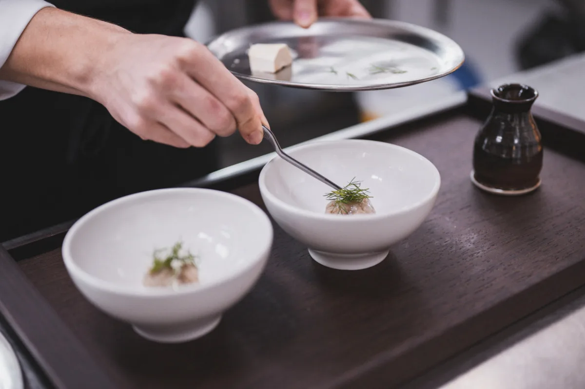 Na jih Moravy míří první michelinská hvězda. Získala ji restaurace Essens z Hlohovce
