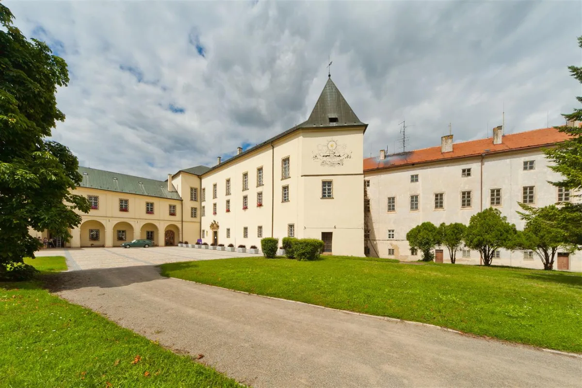 Ve Vyškově pokračuje obnova zámecké zahrady, práce jdou podle plánu