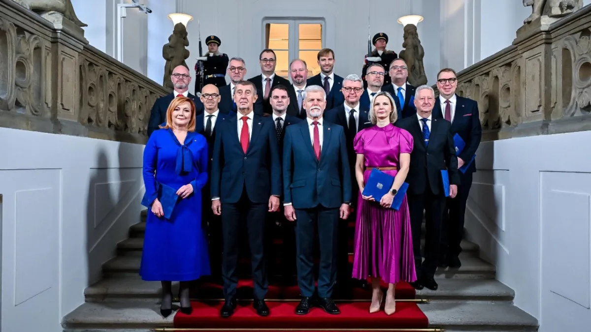 KOMENTÁŘ: Babišova predátorská koalice