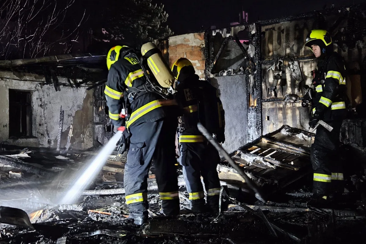 Ve Francouzské ulici vyhořela budova. Dým byl viditelný z celého brněnského centra