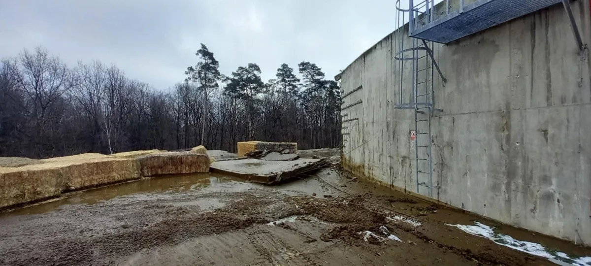FOTO: Naředěná kejda z jímky na Znojemsku se už dostala do národního parku Podyjí