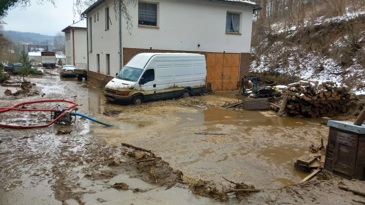 FOTO: Naředěná kejda z jímky na Znojemsku se už dostala do národního parku Podyjí
