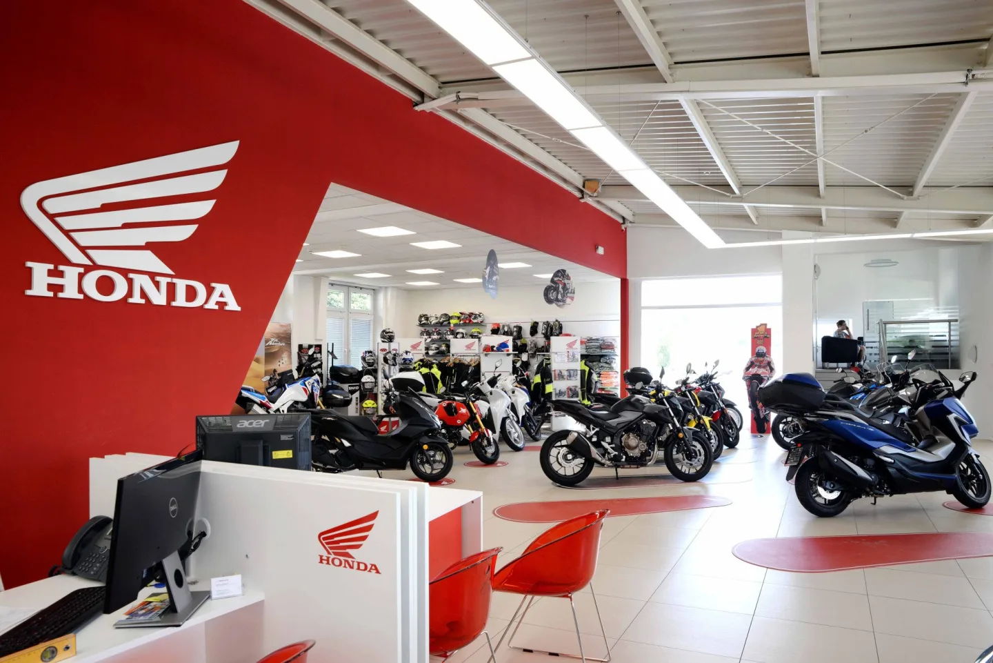 Jak vybrat motorku? Autoelegance Brno poradí s výbavou i financováním