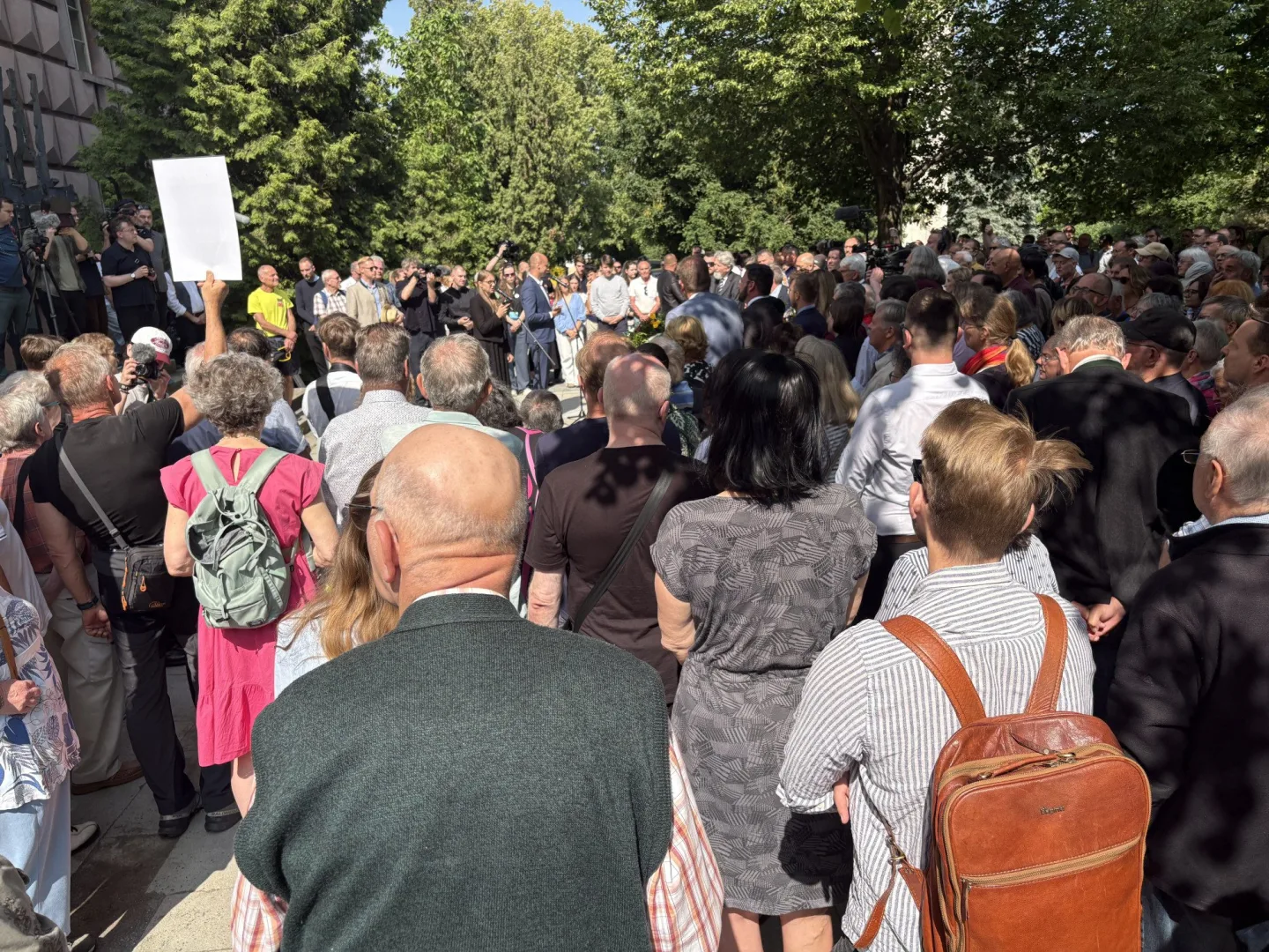 Společná pieta v Brně. Sudetští Němci i Češi uctili oběti okupace u Kounicových kolejí