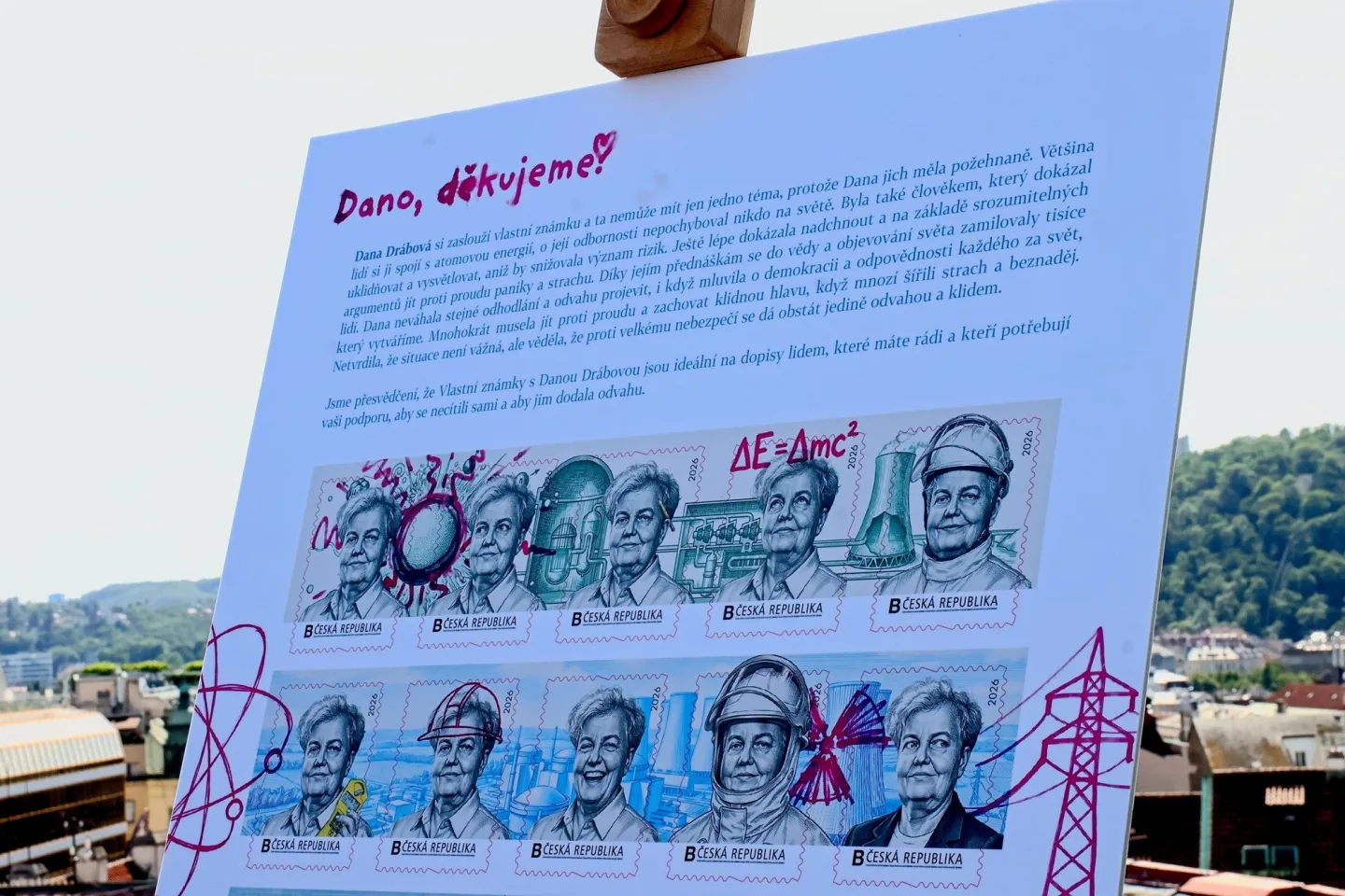 Známka propojuje lidi. Prezident Pavel a miliardář Dědek uctili památku Dany Drábové