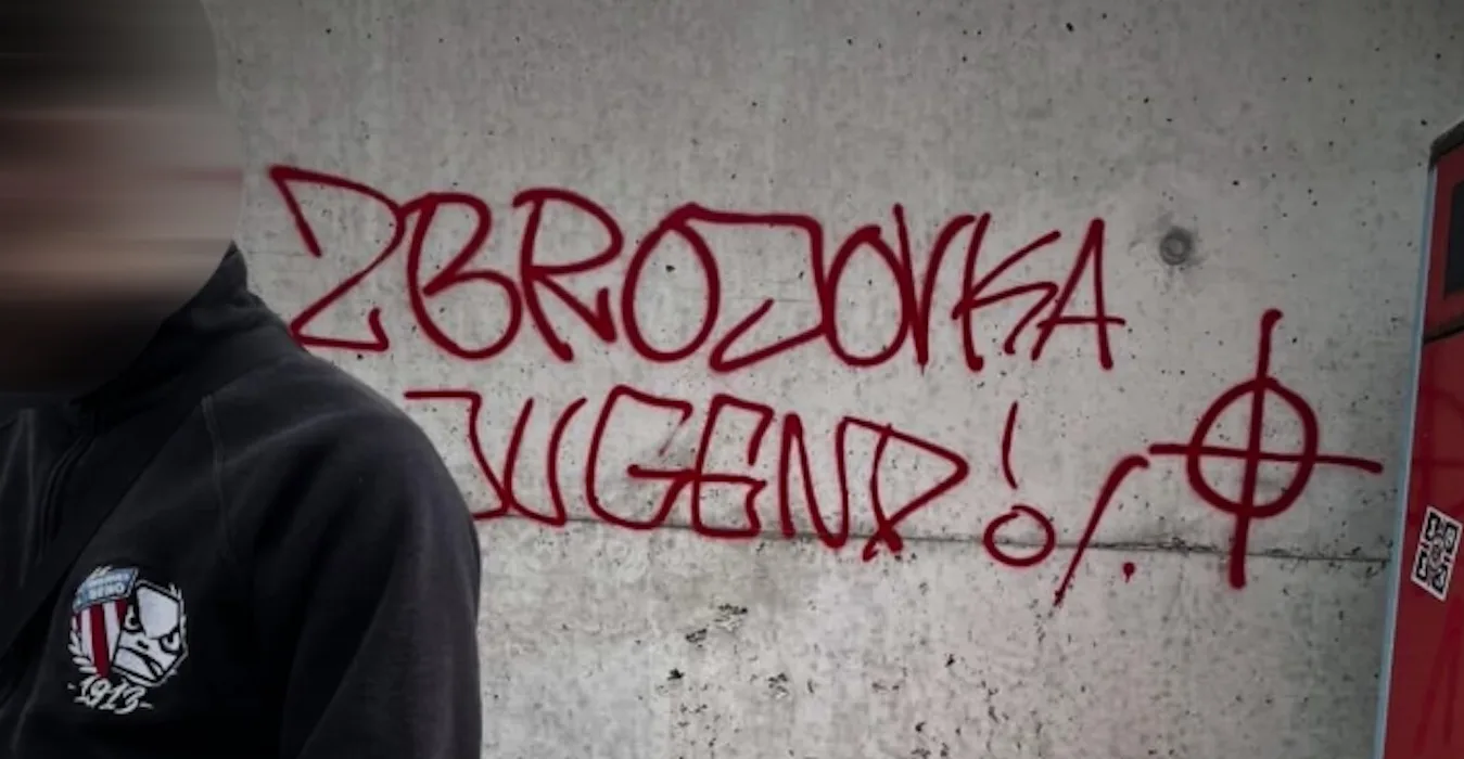 Zbrojovka Jugend. Chování části fotbalových fanoušků vyvolává debatu o extremismu