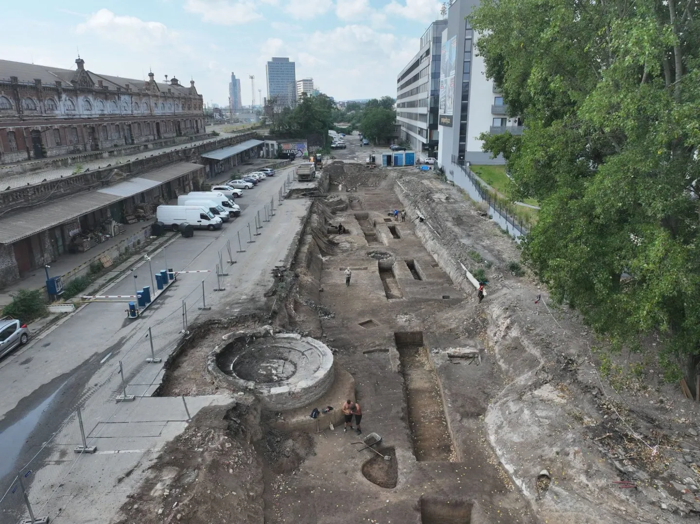 Pod Novými Sady našli kus historie. Archeologové odkryli dvě železniční točny