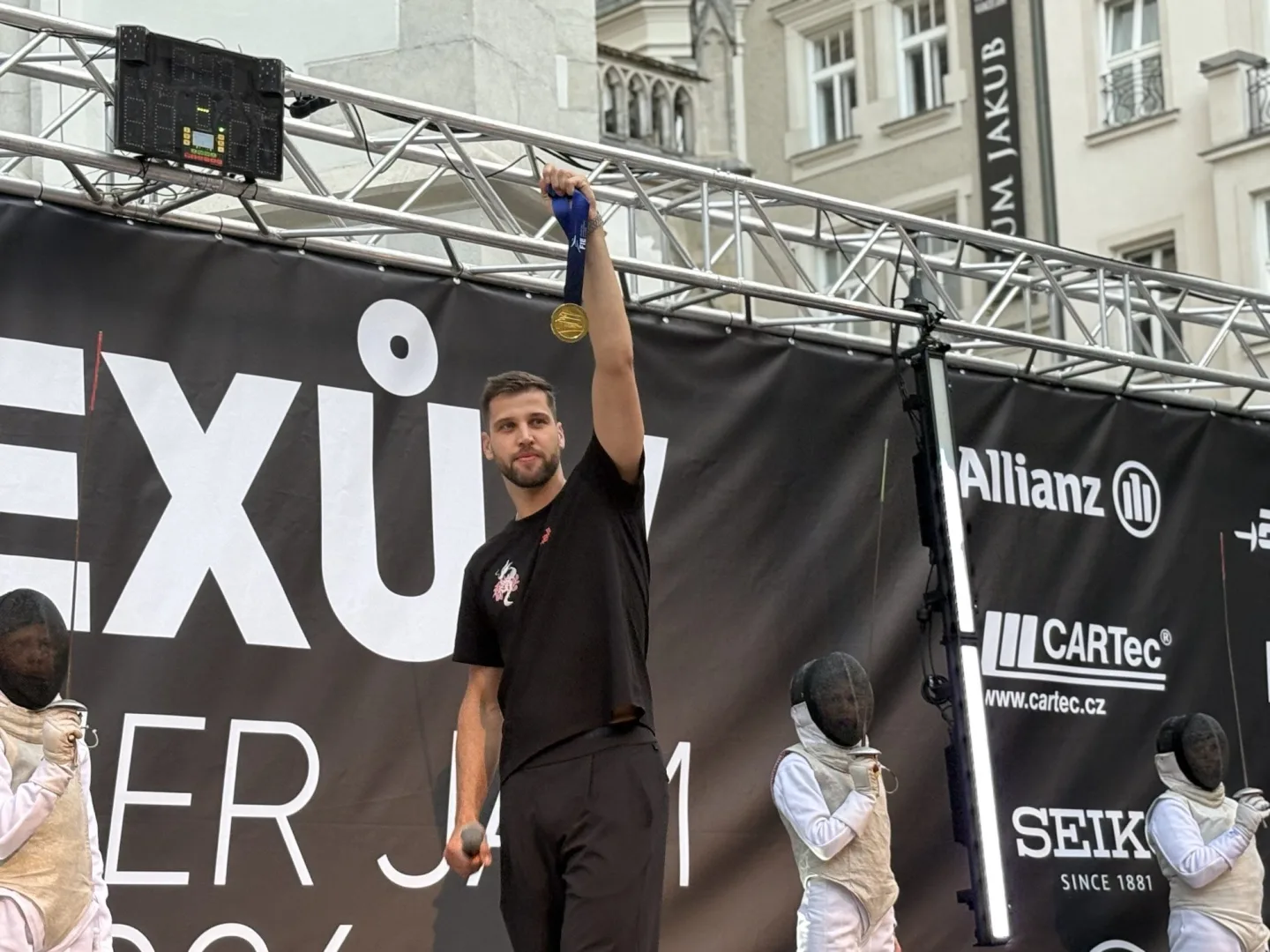 Centrum Brna ovládli šermíři. Jsem jako Kung Fu Panda, řekl čerstvý mistr světa