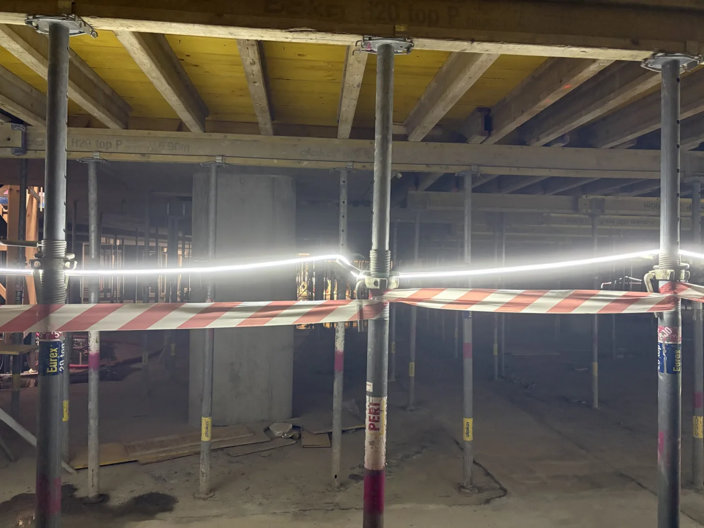 FOTO: Dornych roste před očima. Základy jsou hotové, stavba míří vzhůru