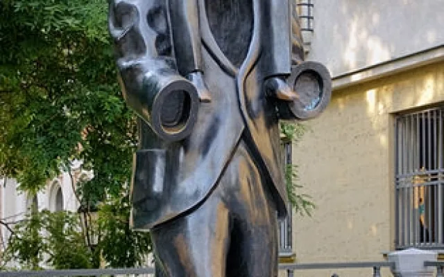 Pomník Franze Kafky od Jaroslava Róny, foto: Wikipedia