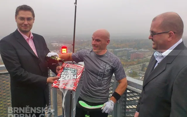 Rekordman na střeše AZ Tower, foto: Brněnská Drbna, David Zouhar