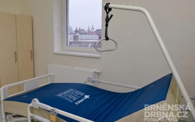 Nová lůžka v brněnské Úrazové nemocnici, foto: Brněnská Drbna, Jiří Prýgl