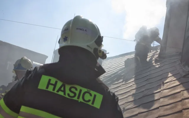 Hasiči likvidovali požár hotelu Grandezza, foto: hasiči JMK