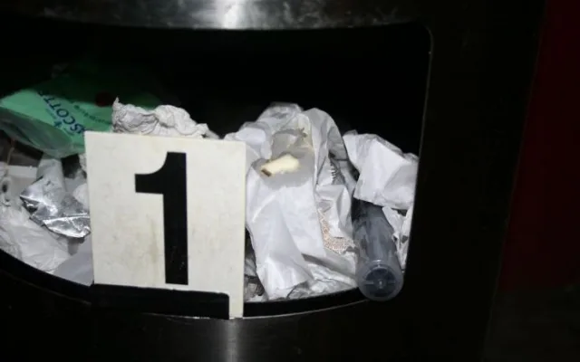 Fix odhodil do odpadkového koše, foto: Policie ČR