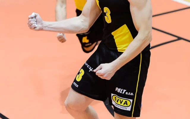 http://waBrněnští volebalisté porazili Karbo Benátky nad Jizerou, Foto: Viktor Šulc, www.viktorio.net.ww.brnenskadrbna.cz/sport/volejbal/brnensti-volebaliste-porazili-karbo-benatky-nad-jizerou.html