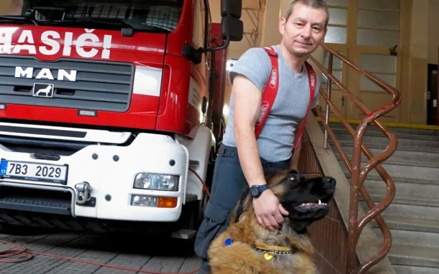 Ayke u hasičů