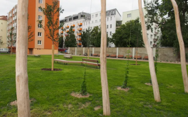 Nový park na Mendláku