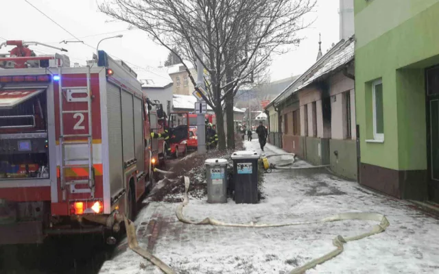 hasiči selská požár dům5