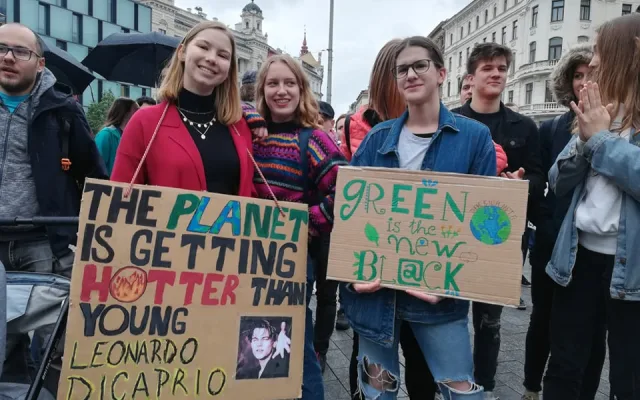 fridays fot future143
