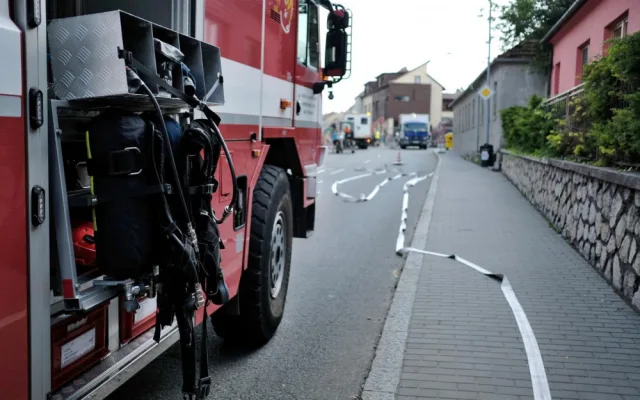 FOTO: Únik plynu uzavřel brněnskou Belcrediho ulici