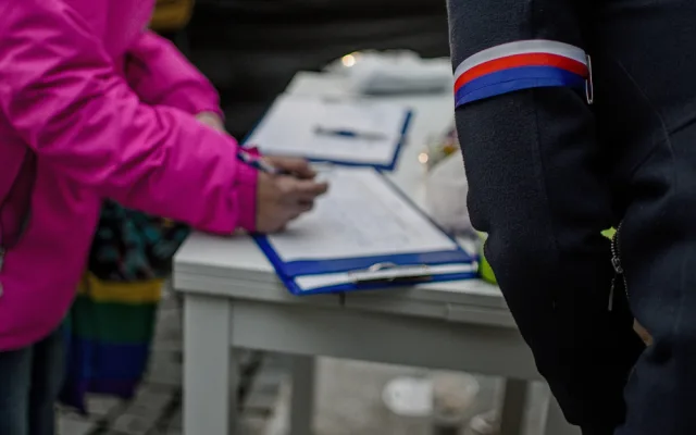 Zrušte všechna opatření proti koronaviru, demonstrovali lidé na Zelňáku