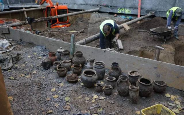 Římské náměstí v Brně vydalo archeologické poklady