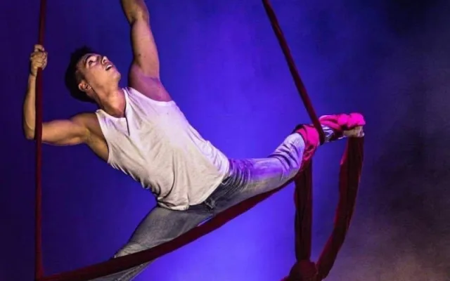 Unikátní brněnský Cabaret des Péches je už rok bez diváků. Nyní sbírá podporu na Hithit