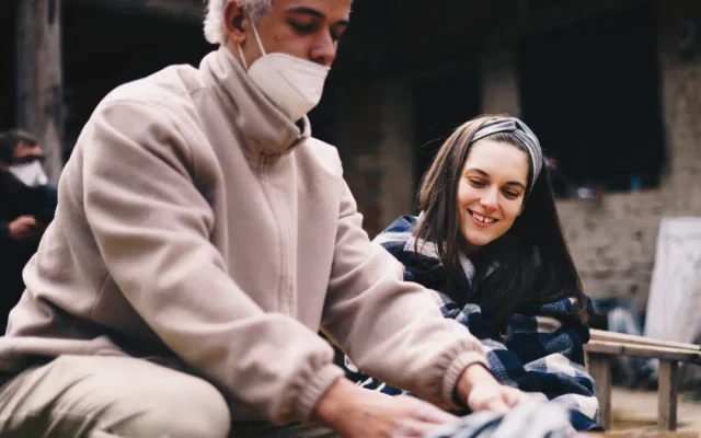 Mladí filmaři natáčí na jižní Moravě unikátní snímek s Judit Bárdos a Dušanem Vitázkem