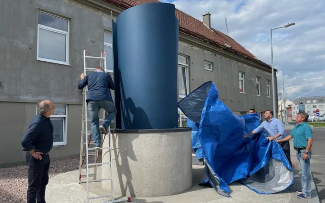 Studna se dnes slavnostně odhalila veřejnosti