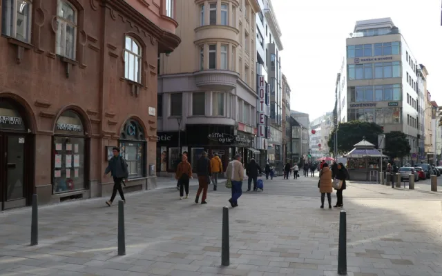 Ulice Česká.