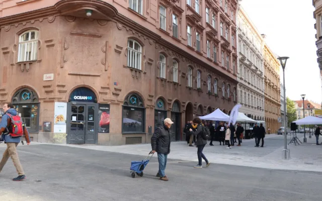 Pohled do ulice Solniční.