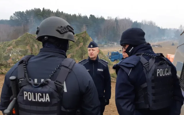 Vyšlete na polsko-běloruskou hranici české policisty, vyzývají vládu poslanci za ODS