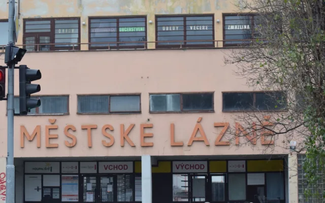 Brno touží po rehabilitačním centru v městských lázních. Jen další vizualizace do šuplíku, kritizuje městská část
