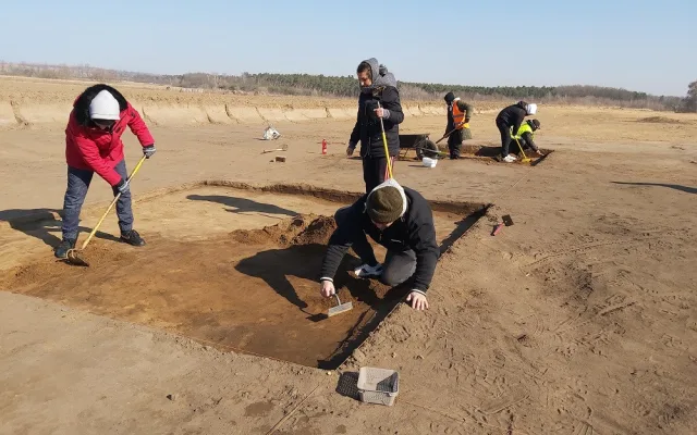 Další nálezy na trase dálnice D55. Archeologové objevili keltskou pec