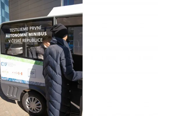 Brněnské ulice bude brázdit samořiditelný minibus. Na palubu vezme každého a zadarmo