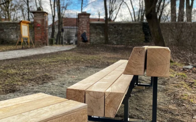 Lidé z Rosic mohou odpočívat v obnoveném zámeckém parku