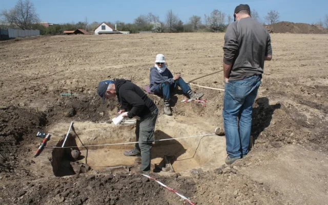 Archeologové u Brna odkryli pravěké pohřebiště