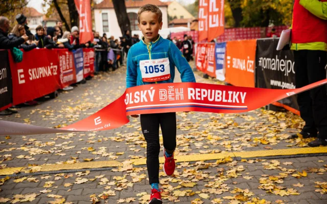 Registrace běžců Sokolského běhu republiky 2022 budiž spuštěny. Tak Nazdar na startu 28. října!
