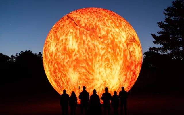 Podívejte se na Heliosféru, světelný meč vezměte s sebou