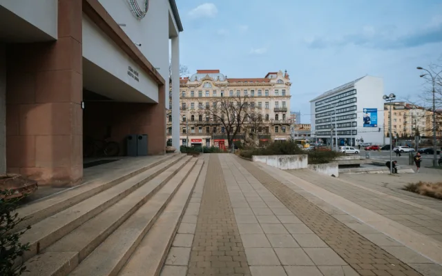 Brno upraví část Malinovského náměstí, aby se za něj nemuselo stydět